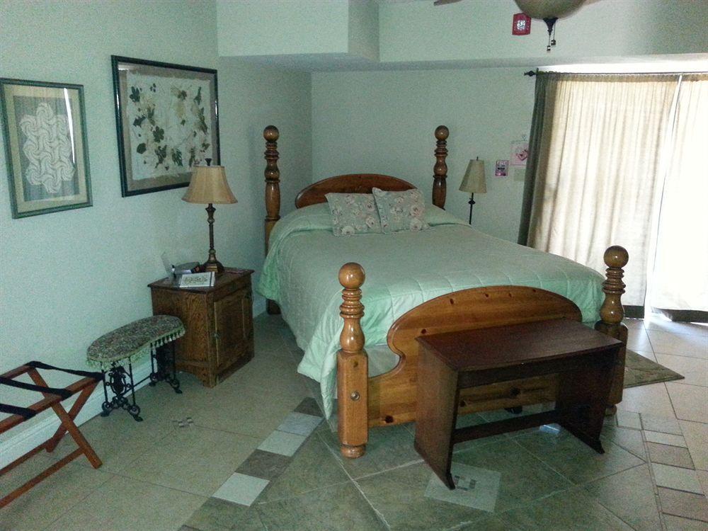 Yosemite Sierra View Bed & Breakfast Окхерст Экстерьер фото
