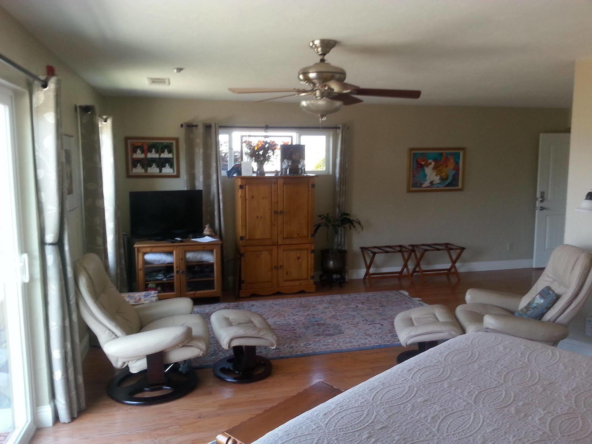 Yosemite Sierra View Bed & Breakfast Окхерст Экстерьер фото